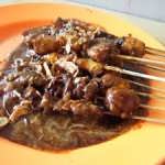 Aneka Jajanan Dan Makanan Khas Cirebon